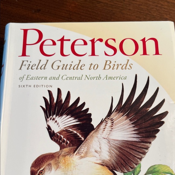 Field Guide to Birds - White Cover - Picture 6 of 8
